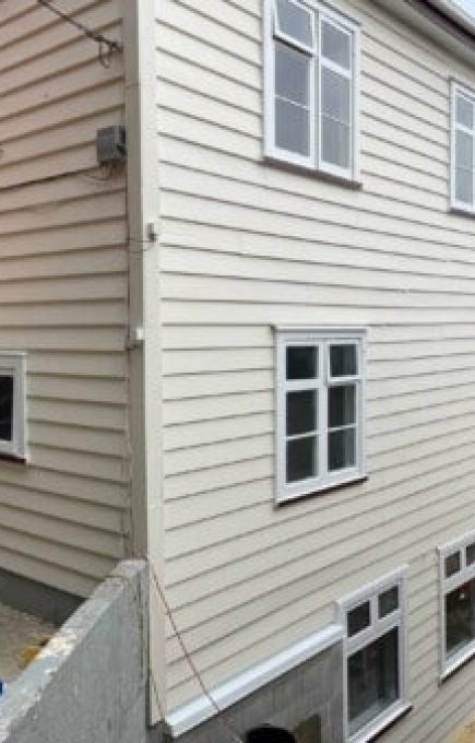 imgi_17_lancaster-second-largest-photo-below-banner-450x337